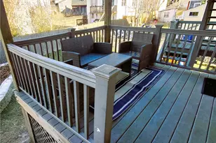 40 Simmons St, Newport, RI 02840 - Photo 16