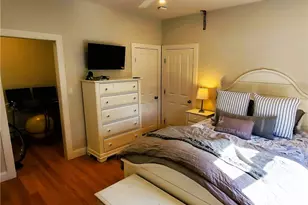 40 Simmons St, Newport, RI 02840 - Photo 10