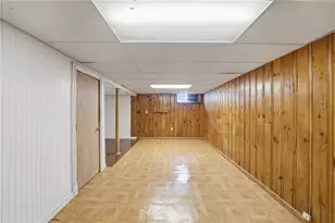 19 Beatrice Ave, Warwick, RI 02889 - Photo 16