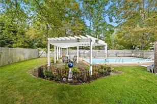 19 Beatrice Ave, Warwick, RI 02889 - Photo 24