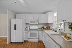 31 Marion Ave, Burrillville, RI 02859 - Photo 6