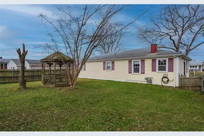 10 Reardon Drive, Middletown, RI 02842 - Photo 4