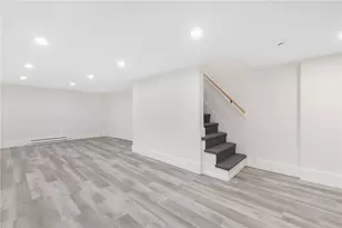 56 Sutton St, Providence, RI 02903 - Photo 18