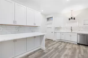 56 Sutton St, Providence, RI 02903 - Photo 8