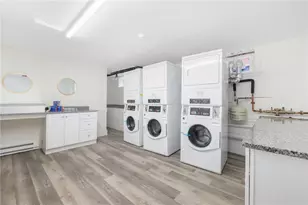 56 Sutton St, Providence, RI 02903 - Photo 20