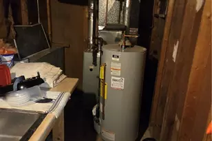 32 Longfellow Dr, Coventry, RI 02816 - Photo 10