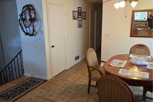 32 Longfellow Dr, Coventry, RI 02816 - Photo 20