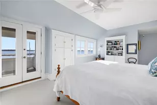 9 Hope St, Bristol, RI 02809 - Photo 28