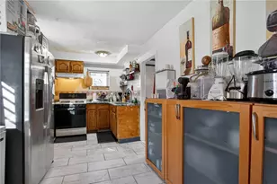 31 Sassafras St, Providence, RI 02907 - Photo 22