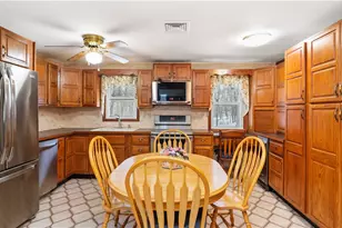 89 Carrs Pond Rd, West Greenwich, RI 02817 - Photo 12