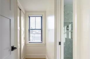 7 Dearborn St, Newport, RI 02840 - Photo 6