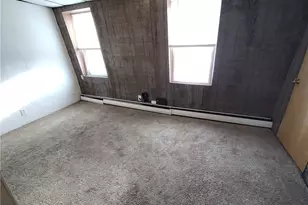 672 Providence St, West Warwick, RI 02893 - Photo 4