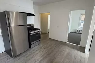 116 Lenox Ave, Providence, RI 02907 - Photo 14