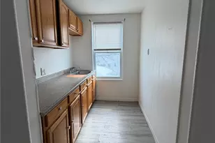 116 Lenox Ave, Providence, RI 02907 - Photo 12