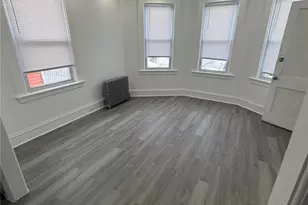 116 Lenox Ave, Providence, RI 02907 - Photo 4