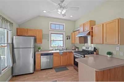 4 Read Avenue, Warren, RI 02885 - Photo 10