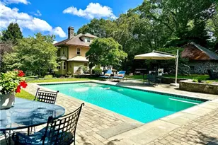 54 Highland Ave, Warwick, RI 02886 - Photo 4