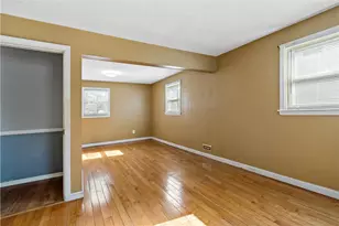 58 Swan St, East Providence, RI 02914 - Photo 12