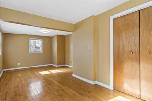 58 Swan St, East Providence, RI 02914 - Photo 14