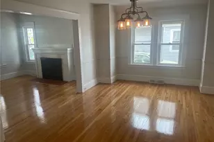 87 Grosvernor St, East Providence, RI 02914 - Photo 6