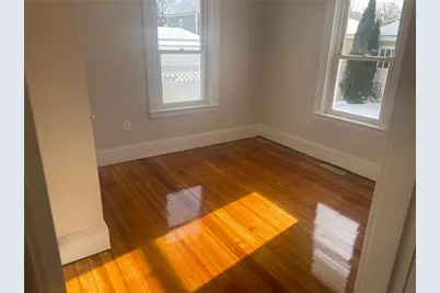 87 Grosvernor Street, East Providence, RI 02914 - Photo 12