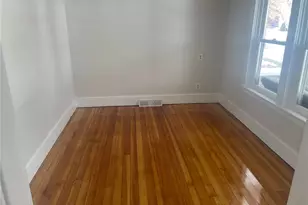 87 Grosvernor St, East Providence, RI 02914 - Photo 10