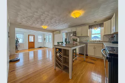 28 Burgess Drive, Warwick, RI 02886 - Photo 12