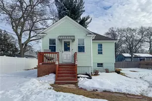 28 Burgess Dr, Warwick, RI 02886 - Photo 4