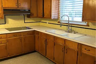 103 Oak St, Westerly, RI 02891 - Photo 12