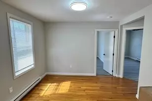 40 Bourne St, Bristol, RI 02809 - Photo 10