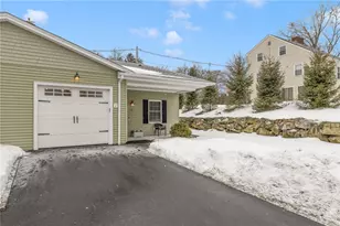 550 Wakefield St, West Warwick, RI 02893 - Photo 2