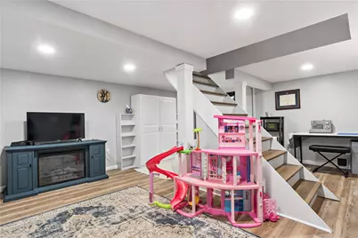 48 Rowe Avenue, Warwick, RI 02889 - Photo 26