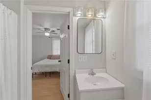 135 Seamans St, Providence, RI 02905 - Photo 34