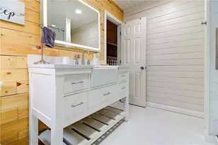 21 Sarah Ln, Warwick, RI 02889 - Photo 32