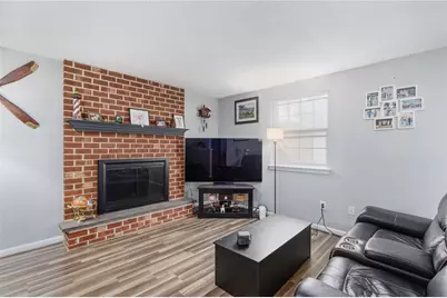 6 Governors Hill #6, West Warwick, RI 02893 - Photo 6