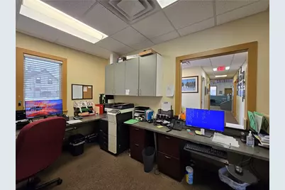 2871 Post Road, Warwick, RI 02886 - Photo 16