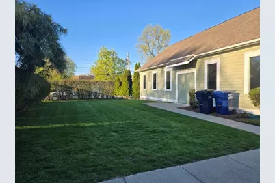 2871 Post Road, Warwick, RI 02886 - Photo 34