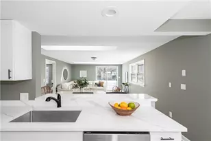 70 Manistee St, Pawtucket, RI 02861 - Photo 2