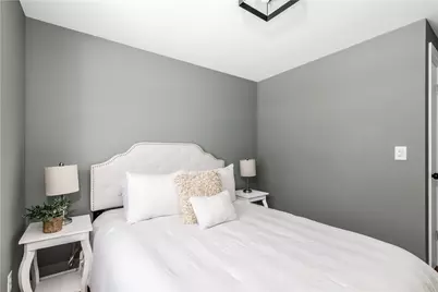 70 Manistee Street, Pawtucket, RI 02861 - Photo 14