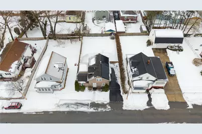 25 Vermont Street, Johnston, RI 02919 - Photo 12