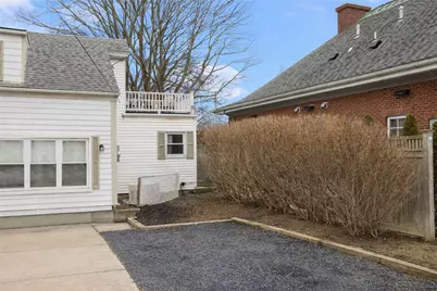 4 Rego Road, Middletown, RI 02842 - Photo 16