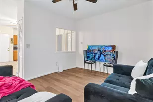 70 Lincoln Ave, Central Falls, RI 02863 - Photo 22