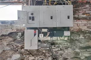 70 Lincoln Ave, Central Falls, RI 02863 - Photo 8