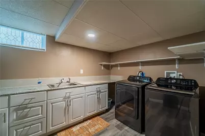 208 Sabin Street, Pawtucket, RI 02860 - Photo 30