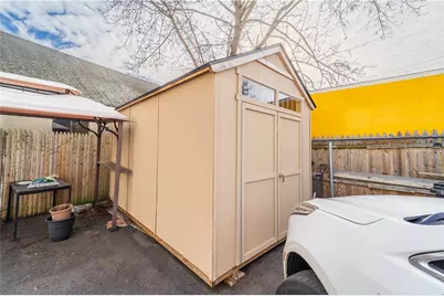 208 Sabin Street, Pawtucket, RI 02860 - Photo 30