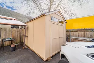 208 Sabin St, Pawtucket, RI 02860 - Photo 30