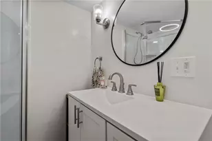 386 Mendon Ave, Pawtucket, RI 02861 - Photo 38