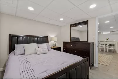 386 Mendon Avenue, Pawtucket, RI 02861 - Photo 50