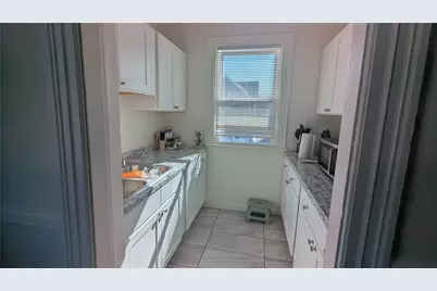 15 Emmett Street, Providence, RI 02903 - Photo 40