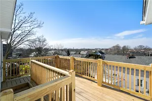 36 Evarts St, Newport, RI 02840 - Photo 16